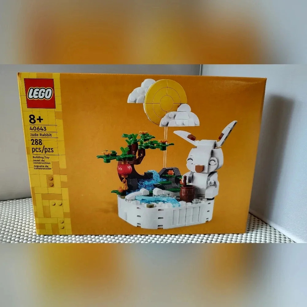 Lego 40643 Jade Rabbit NWT Building Toy Set
